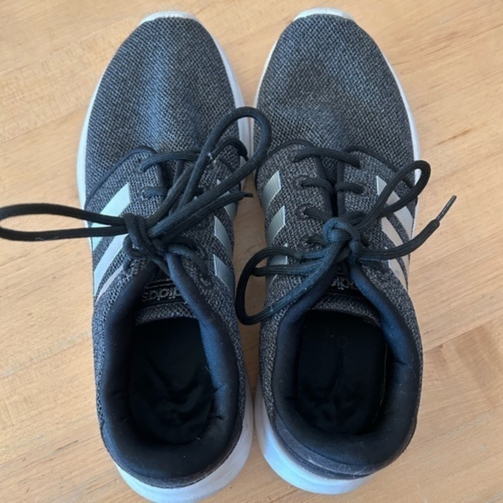 Adidas sneakers size 6.6